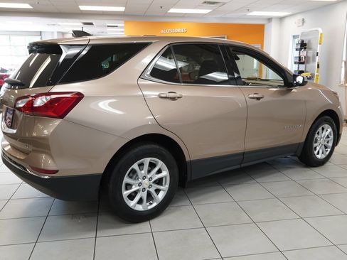 Used 2019 Chevrolet Equinox LT FWD image 13