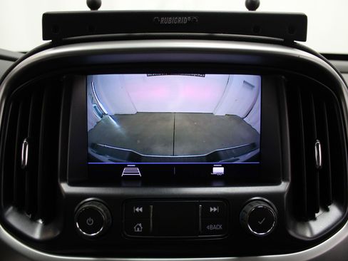 Used 2022 Chevrolet Colorado LT w/ LT Convenience Package AWD/4WD image 47