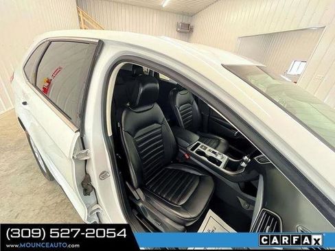 Used 2022 Ford Edge SEL image 6