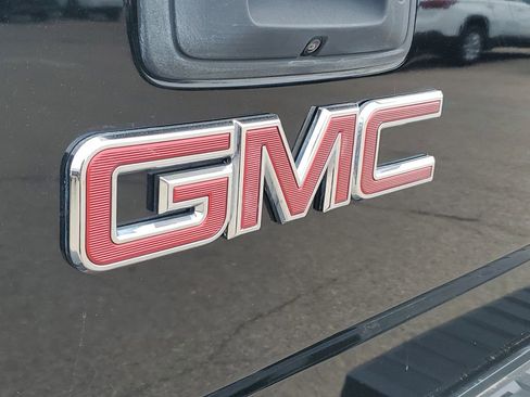 Used 2018 GMC Sierra 1500 SLE w/ SLE Value Package AWD/4WD image 35