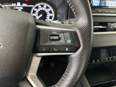 Used 2023 Mitsubishi Outlander SE image 16