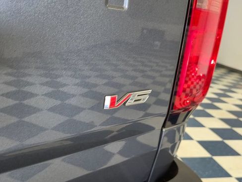Used 2021 Chevrolet Colorado LT w/ Redline Special Edition RWD image 7