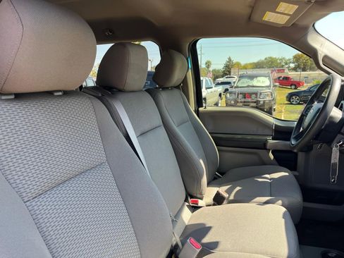 Used 2017 Ford F150 XLT w/ Trailer Tow Package image 30