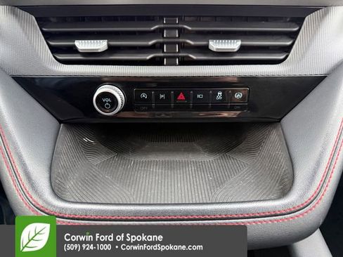 Certified 2025 Ford Explorer ST-Line image 31