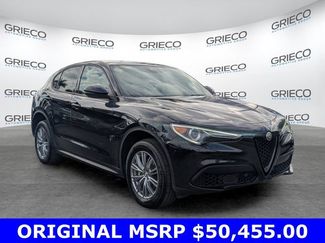 Used 2023 Alfa Romeo Stelvio Sprint RWD video 1
