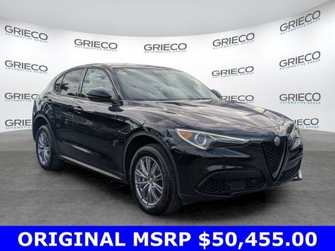 Used 2023 Alfa Romeo Stelvio Sprint RWD image 1