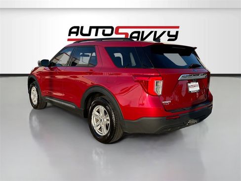 Used 2022 Ford Explorer XLT w/ Class IV Trailer Tow Package image 5