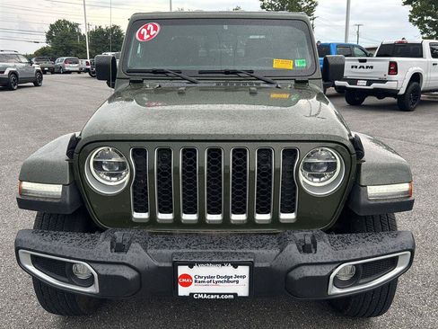 Used 2022 Jeep Gladiator Overland w/ Popular Equipment Package AWD/4WD image 14