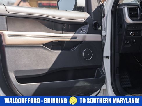 Used 2022 Ford Expedition Max XLT image 43