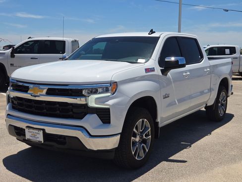 Certified 2026 Chevrolet Silverado 1500 LT AWD/4WD image 7