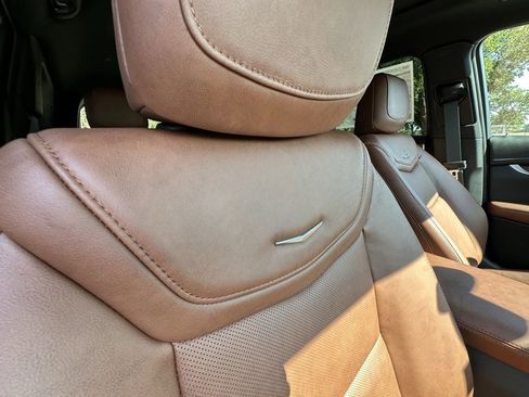 New 2025 Cadillac XT5 Sportv image 11