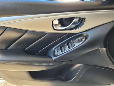 Used 2020 INFINITI Q50 Luxe RWD image 18