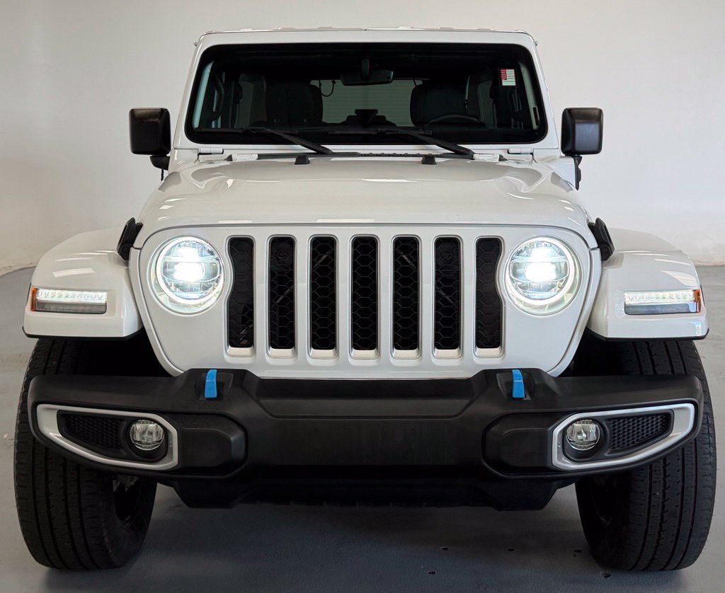 Used 2022 Jeep Wrangler Unlimited Sahara w/ Cold Weather Group AWD/4WD image 7