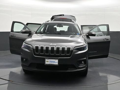 Used 2019 Jeep Cherokee Latitude Plus AWD/4WD image 36