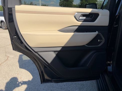 New 2026 Nissan Armada Platinum Reserve AWD/4WD image 25