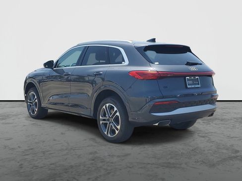 New 2026 Audi Q5 Premium AWD/4WD image 3