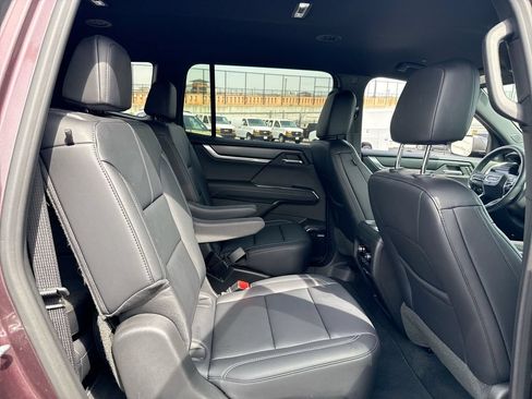 Used 2026 GMC Acadia Elevation w/ Elevation Premium Package AWD/4WD image 27