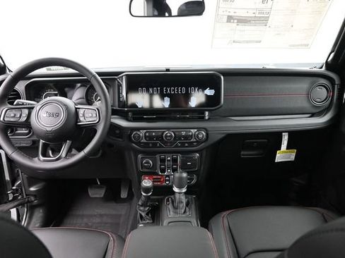 New 2026 Jeep Gladiator Rubicon AWD/4WD image 16