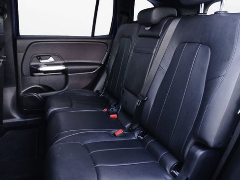 Used 2021 Mercedes-Benz GLB 250 image 22