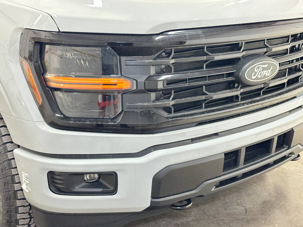 New 2026 Ford F150 XLT w/ FX4 Off-Road Package AWD/4WD image 12