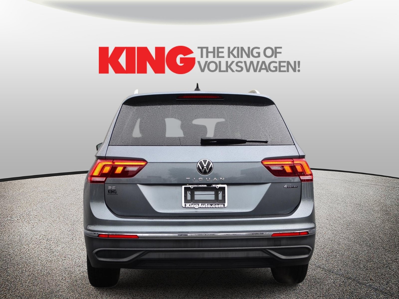 Certified 2024 Volkswagen Tiguan SE AWD/4WD image 4