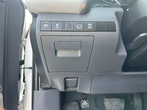 Certified 2023 Toyota Camry SE image 31