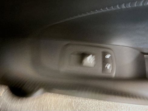 Used 2023 Dodge Challenger R/T w/ Plus Package image 29