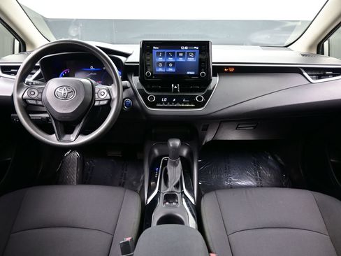 Used 2022 Toyota Corolla LE FWD image 16