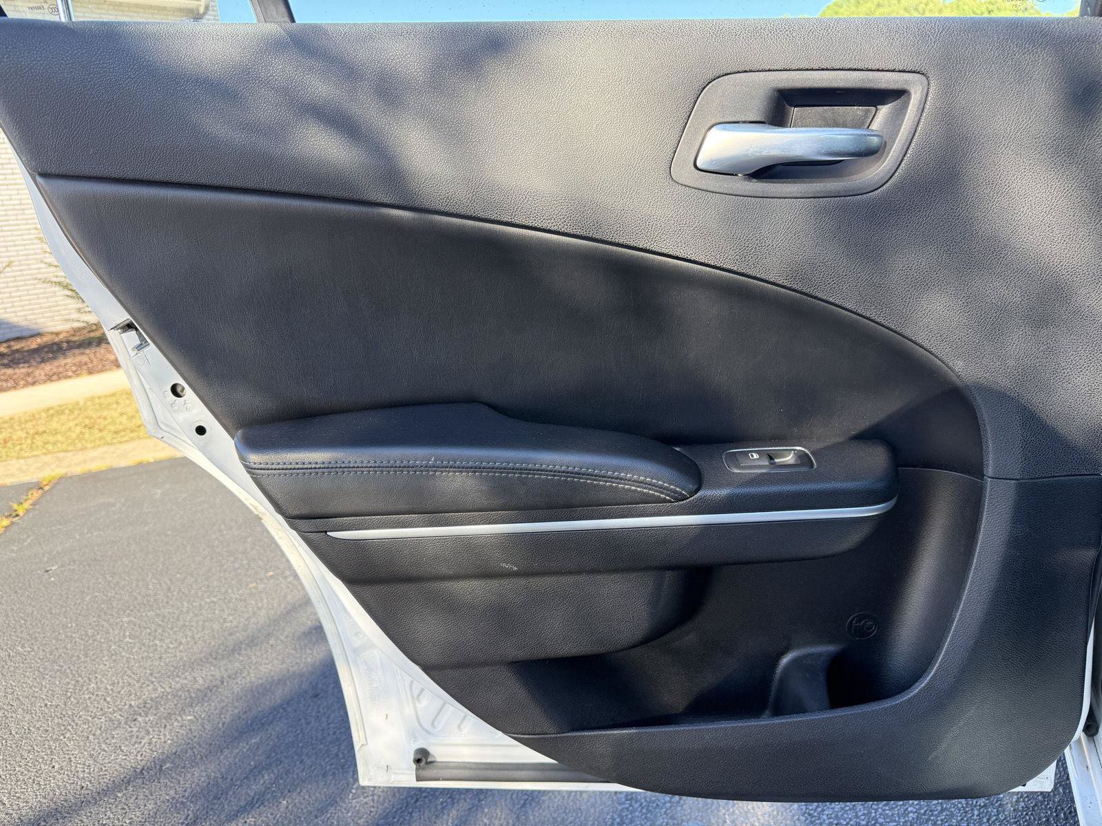 Used 2021 Dodge Charger SXT w/ Leather Interior Group RWD image 44