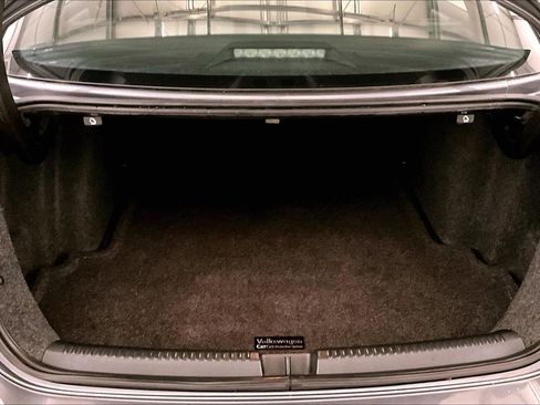 Used 2013 Volkswagen Jetta GLI Autobahn image 34