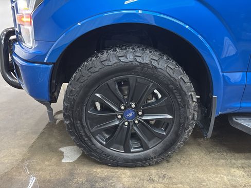 Used 2019 Ford F150 Lariat w/ Equipment Group 502A Luxury AWD/4WD image 14
