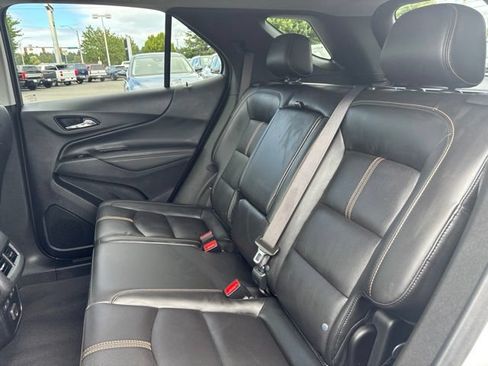 Used 2022 Chevrolet Equinox Premier AWD/4WD image 32