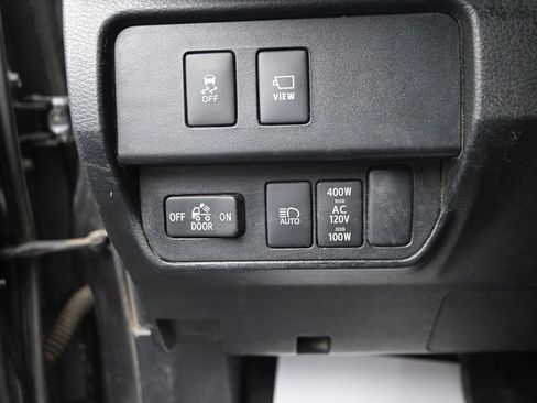 Used 2021 Toyota Tacoma Limited w/ Nightshade Package AWD/4WD image 20