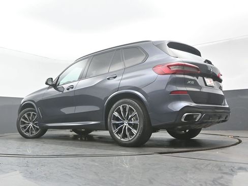 Used 2019 BMW X5 xDrive50i w/ M Sport Package AWD/4WD image 33
