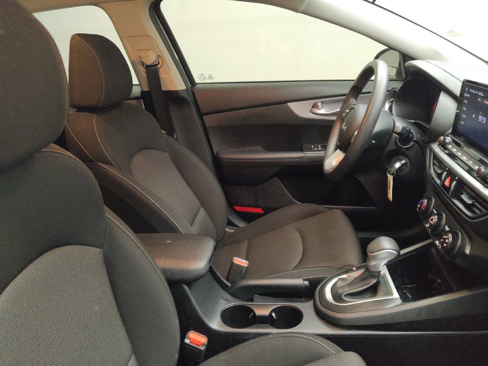 Used 2024 Kia Forte LXS w/ LXS Technology Package FWD image 21