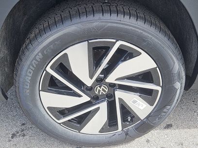 New 2026 Volkswagen Atlas SEL