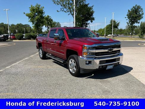 Used 2019 Chevrolet Silverado 2500 LTZ w/ Duramax Plus Package AWD/4WD image 8
