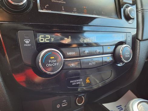 Used 2020 Nissan Rogue SL image 9