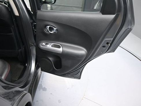 Used 2011 Nissan Juke SL image 15