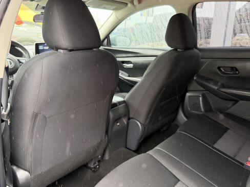 Used 2024 Nissan Sentra SV image 13