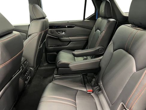 New 2025 Honda Pilot TrailSport image 29