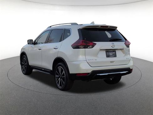 Used 2020 Nissan Rogue SL w/ Premium Package image 7