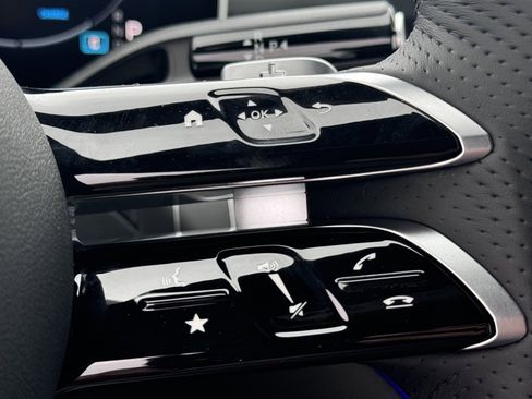 Used 2024 Mercedes-Benz CLE 450 4MATIC Coupe image 25