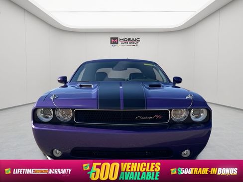 Used 2014 Dodge Challenger R/T image 2