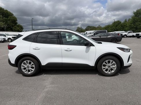 Used 2025 Ford Escape Active w/ Tech Pack #1 FWD image 8