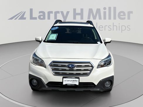 Used 2017 Subaru Outback 2.5i Premium AWD/4WD image 8