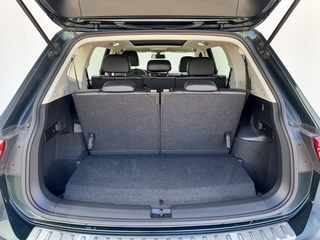 Used 2019 Volkswagen Tiguan S FWD image 28
