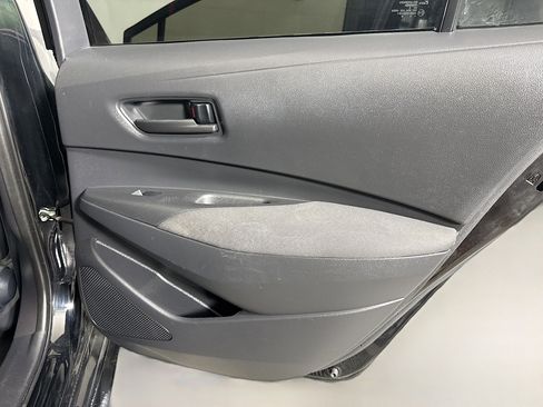 Used 2023 Toyota Corolla LE image 27