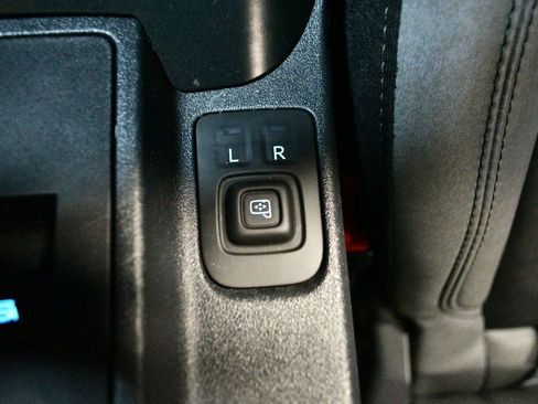 Used 2024 Ford Bronco Black Diamond AWD/4WD image 66