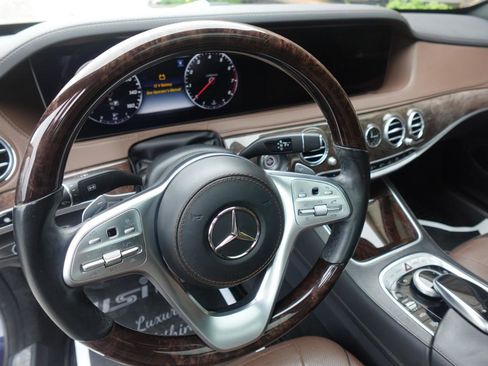 Used 2020 Mercedes-Benz S 560 Sedan image 15